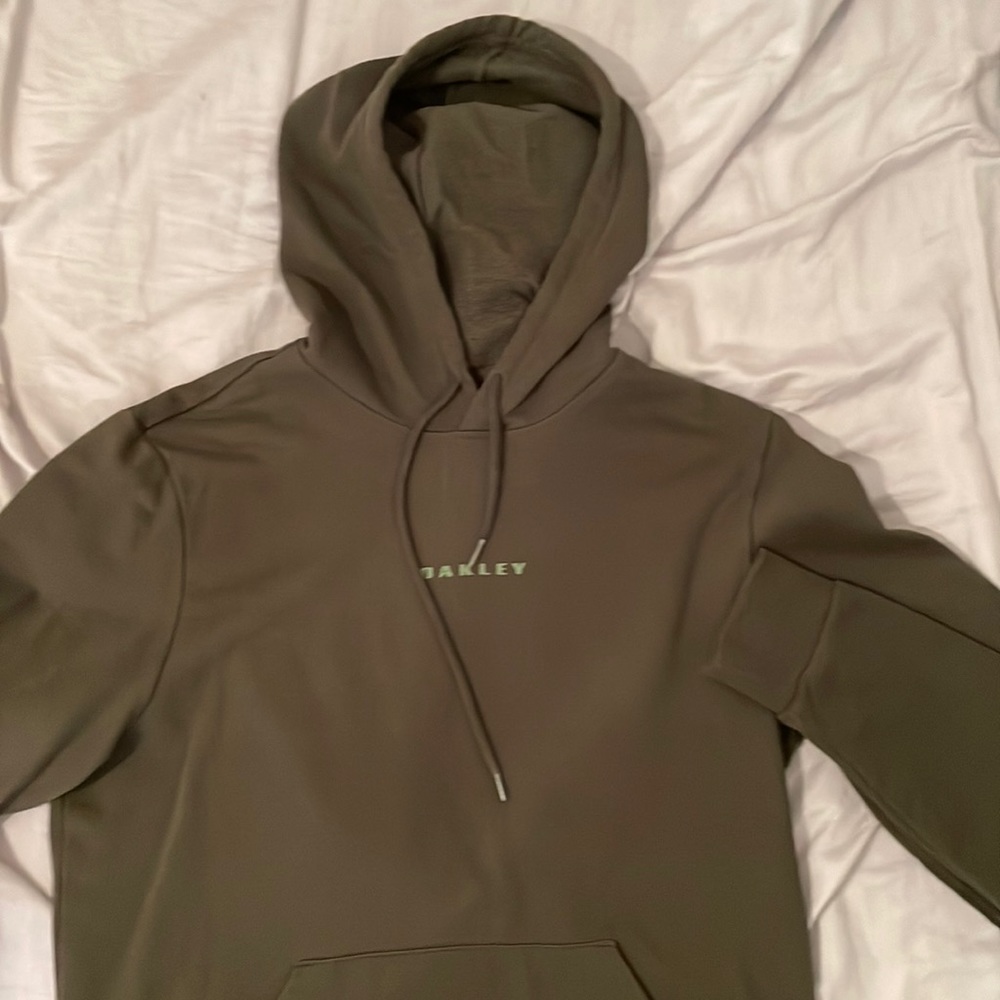 Oakley hoodie Medium olive green